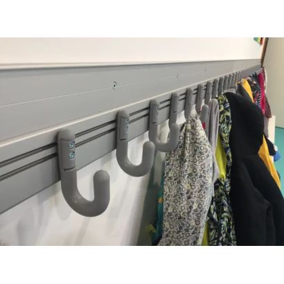 LISSE MURALE PARKID L.1500mm 10 PATERES DOUBLES GRISES +CLIP + VIS CHC INDIV